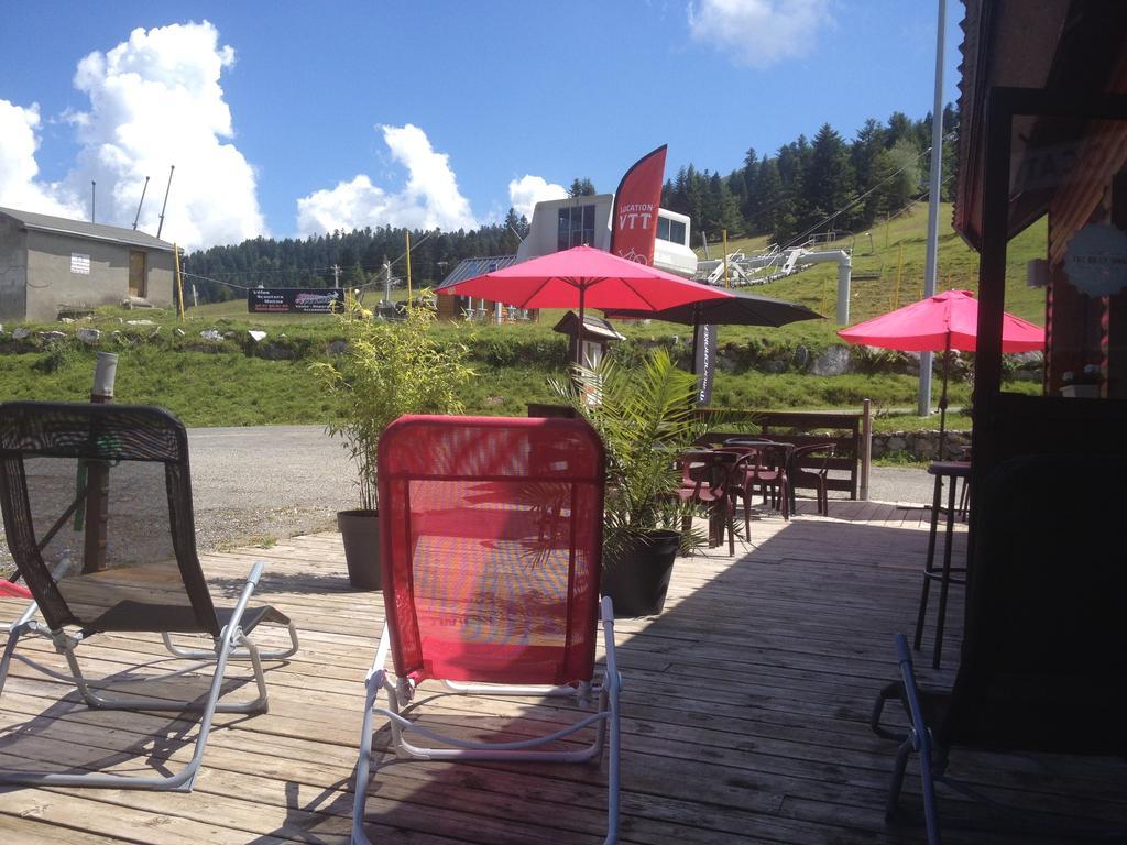 Hotel Le Tuc De L'Etang Boutx Zewnętrze zdjęcie