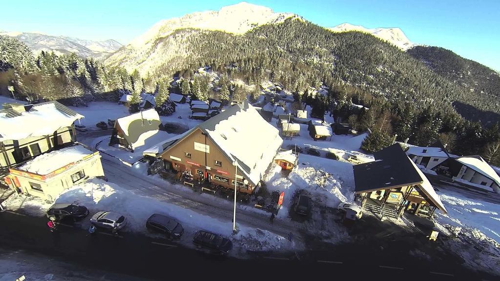 Hotel Le Tuc De L'Etang Boutx Zewnętrze zdjęcie